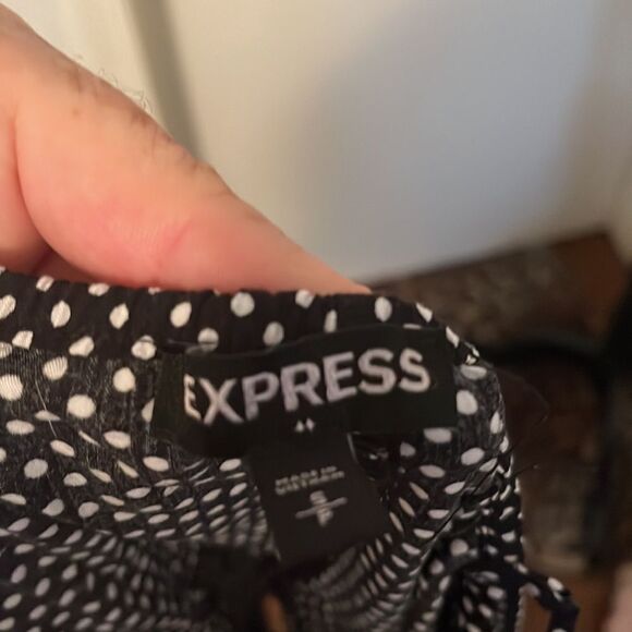 Express Black White Ruffle Polka-A-Dot Dress Summer Spring Feminine Party Event - Picture 10 of 10
